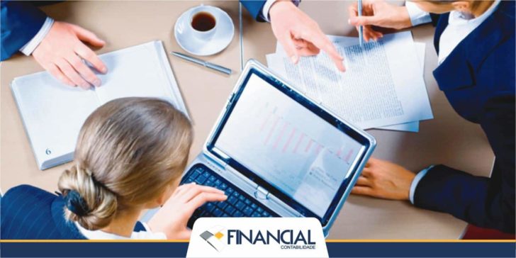 Tercerização de gestão financeira