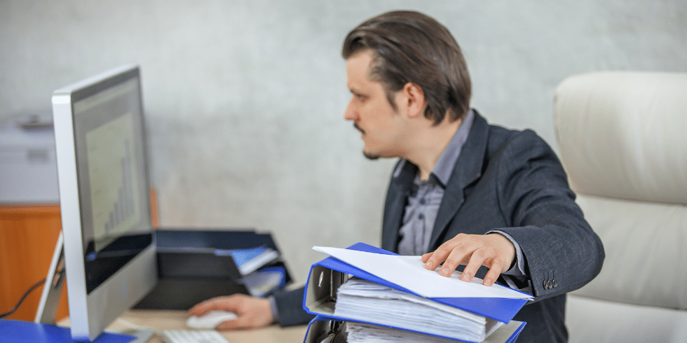 Como Organizar Documentos Contábeis Para Facilitar a Vida da Sua Empresa no Ano Novo